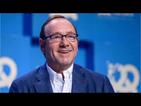 VIDEO : Kevin Spacey Slammed for Coming Out in Apology