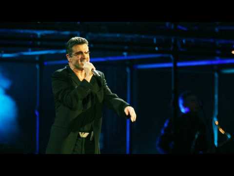 VIDEO : George Michael Album Tops UK Charts