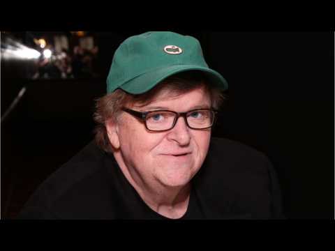 VIDEO : Michael Moore Speaks Out Against Weinstein