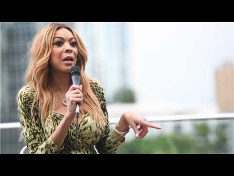 VIDEO : Wendy Williams Fainted During Her Halloween Show