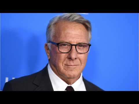 VIDEO : Dustin Hoffman Issues Apology For Alleged Harassment