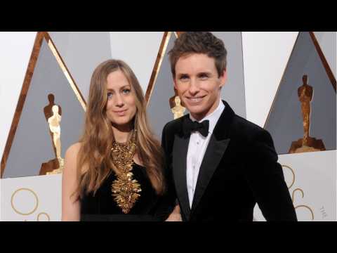 VIDEO : Eddie Redmayne Expecting Second Child With Wife Hannah Bagshawe