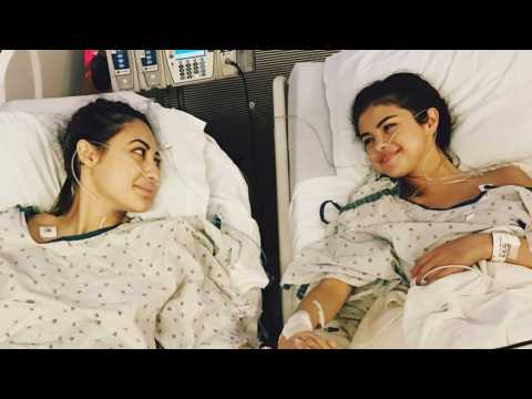 VIDEO : Selena Gomez & Francia Raísa Share Kidney Story