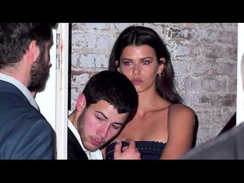 VIDEO : Nick Jonas and Georgia Fowler are reportedly dating