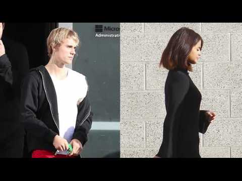 VIDEO : Justin Bieber and Selena Gomez have three church dates
