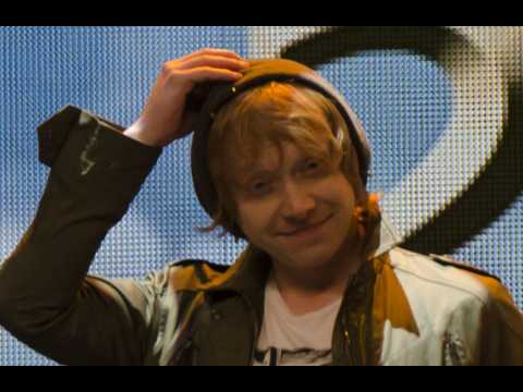VIDEO : Rupert Grint finds it hard to meet up with Harry Potter pals