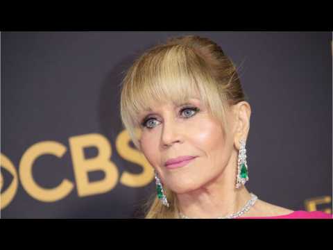 VIDEO : Jane Fonda Curves Megyn Kelly