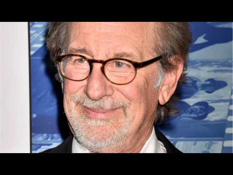 VIDEO : Steven Spielberg Doesn't Watch His Own Films