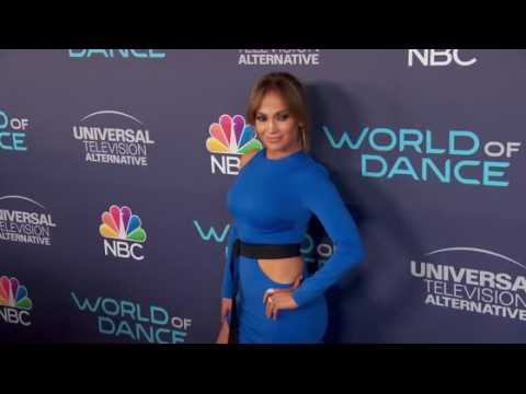 VIDEO : Jennifer Lopez Finally Locates Missing Family in Puerto Rico
