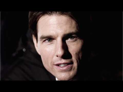 VIDEO : Tom Cruise's Fake Butt