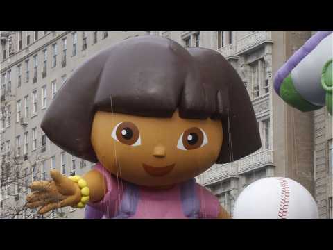 VIDEO : Michael Bay Producing 'Dora The Explorer' Movie
