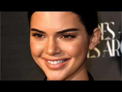 VIDEO : Kendall Jenner Purchases $8.55 Million Beverly Hills Home