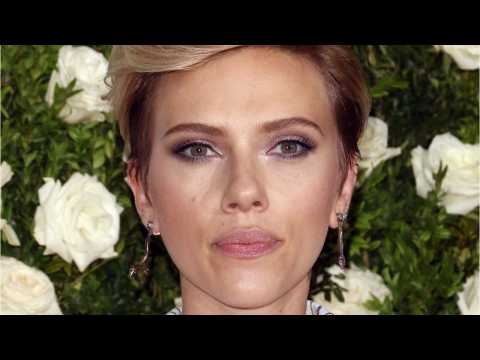 VIDEO : Scarlett Johansson Gathers Her Marvel Family To Help Puerto Rico With A Unique Fundraiser
