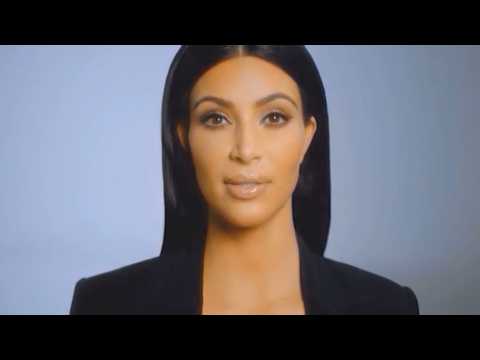 VIDEO : Kim Kardashian cumple 37 de manera accidentada