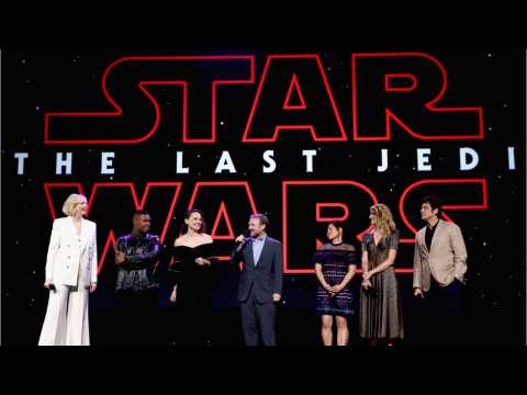 VIDEO : 'Star Wars: The Last Jedi' Tickets Crash Fandango