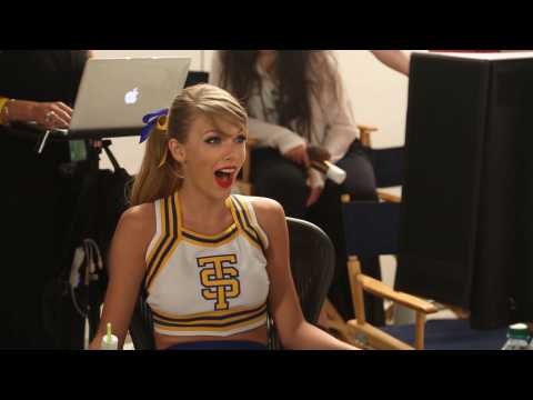VIDEO : Taylor Swift surprend ses fans en dbarquant sur leurs comptes Instagram !