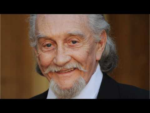 VIDEO : Roy Dotrice, 'Game of Thrones' actor, dies at 94