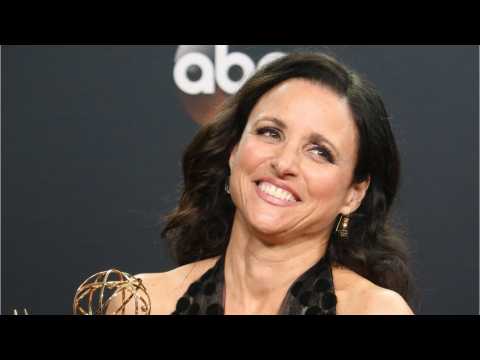 VIDEO : ?Seinfeld? Co-Stars Share Support For Julia Louis-Dreyfus