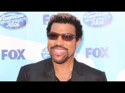 VIDEO : Lionel Richie: Third Judge For 'American Idol'