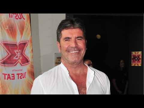 VIDEO : Simon Cowell Weighs Talks New 'American Idol' Reboot
