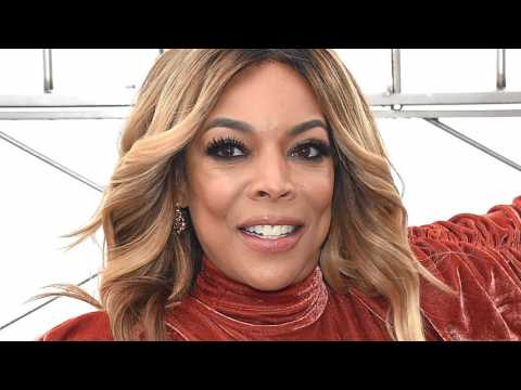 VIDEO : Wendy Williams's On-Air Tumble: Caused By Overheating? Or Marital Woes?