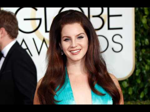 VIDEO : Lana Del Rey retires Harvey Weinstein-inspired track