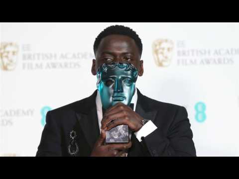 VIDEO : Daniel Kaluuya Wins BAFTA Rising Star Award