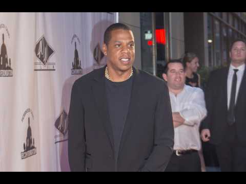 VIDEO : Jay-Z's hefty bar bill