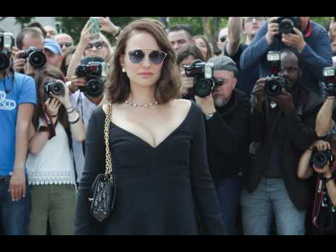 VIDEO : Natalie Portman felt uncomfortable about Golden Globes