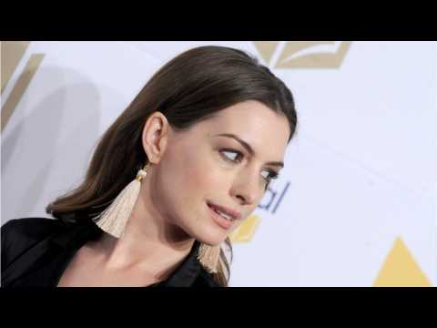 VIDEO : Anne Hathaway May Star In 'The Last Thing He Wanted?