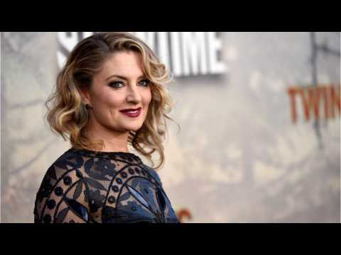 VIDEO : Riverdale Set Photo Teases Musical Episode, Confirms Air Date