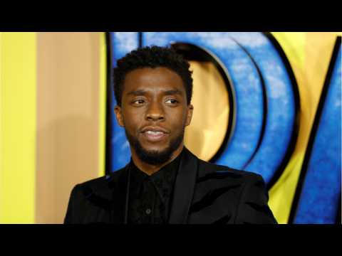 VIDEO : Chadwick Boseman Surprises 'Black Panther' Fnas