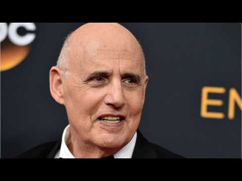 VIDEO : 'Transparent' Won't Return In 2018