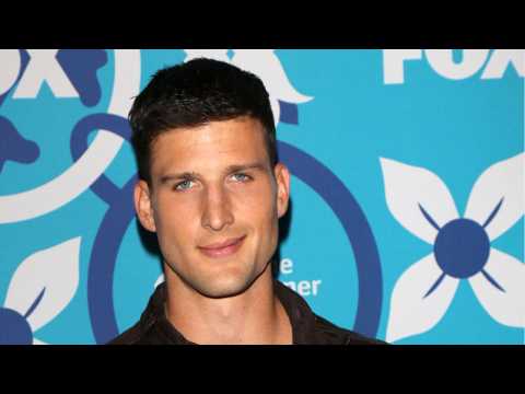 VIDEO : Parker Young Announces Gender Of Expecting Baby