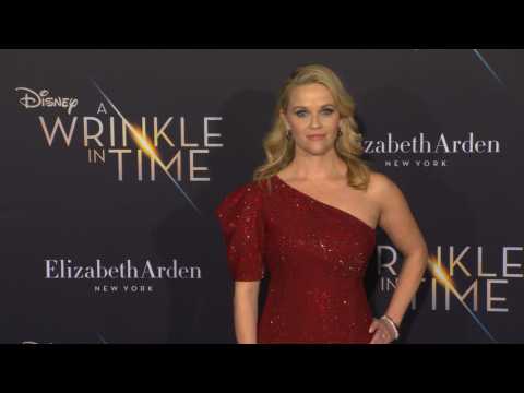 VIDEO : Reese Witherspoon to hold female filmmaking camp with Ava DuVernay
