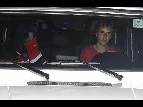 VIDEO : Justin Bieber and Selena Gomez are still together but have 'issues'
