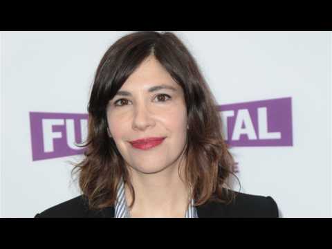 VIDEO : Carrie Brownstein Comedy Lands Its Leads