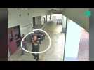 Cette vidéo montre le policier du lycée Parkland rester dehors, sans intervenir, pendant la fusillade