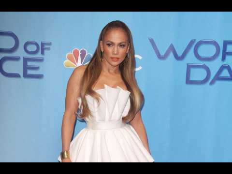 VIDEO : Jennifer Lopez was asked to take top off
