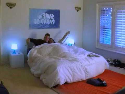 VIDEO : Les Anges 10 : Shanna et Adrien dj dans un lit !