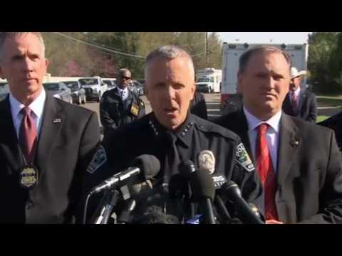 VIDEO : FBI Hunts For Clues In Austin City Bombings