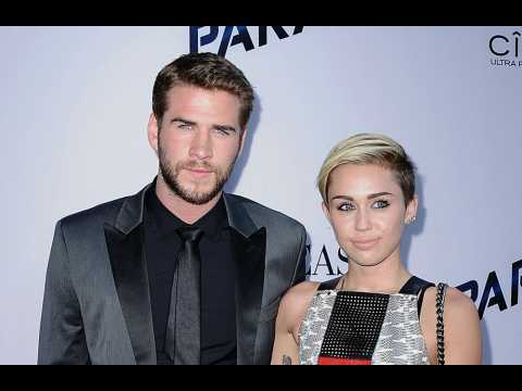 VIDEO : Liam Hemsworth and Miley Cyrus want 'last-minute wedding'