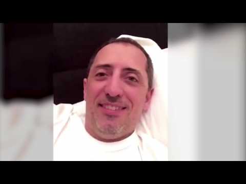 VIDEO : Gad Elmaleh ose la blague sur Johnny