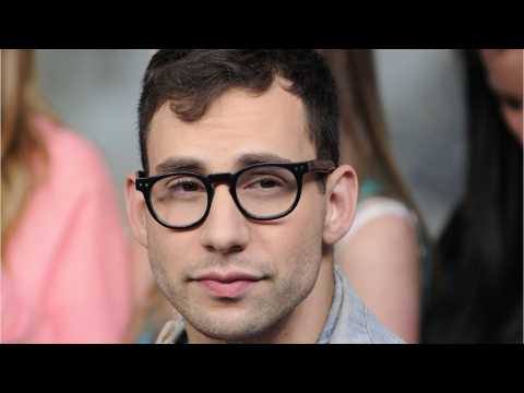 VIDEO : Jack Antonoff Spotted With New Love After Dunham Break Up