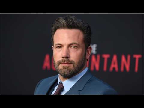 VIDEO : Ben Affleck Back Tattoo Is Real
