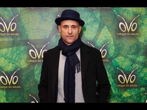 VIDEO : Mark Strong prefers being a bad guy