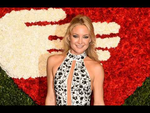 VIDEO : Kate Hudson takes care of her gut