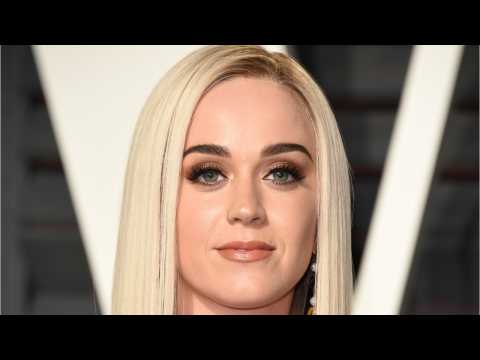 VIDEO : Katy Perry Stokes Orlando Bloom Dating Rumors