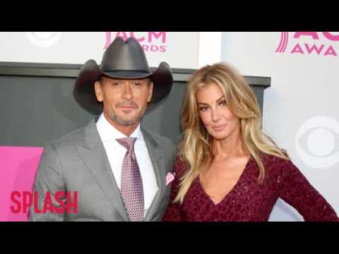 VIDEO : Tim McGraw collapses on stage