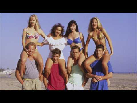 VIDEO : 'Beverly Hills, 90210' Revival In The Works